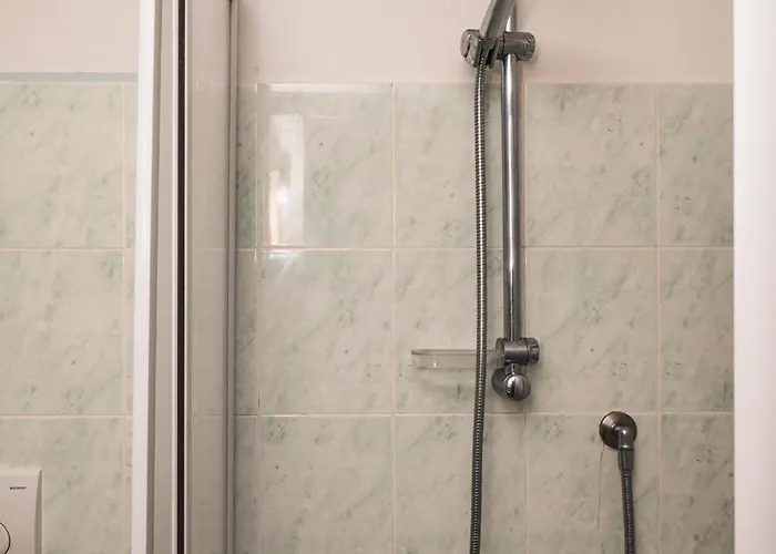 - L'ancora 招待所