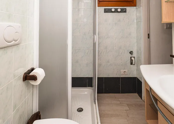 - L'ancora 招待所 3*