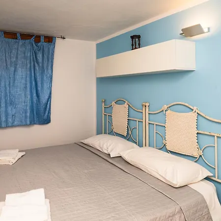 - L'ancora Casa de hóspedes 3*